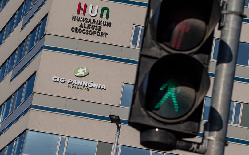 Ismét Mészáros cége viheti a gyermekek balesetbiztosítását évi közel százmillióért