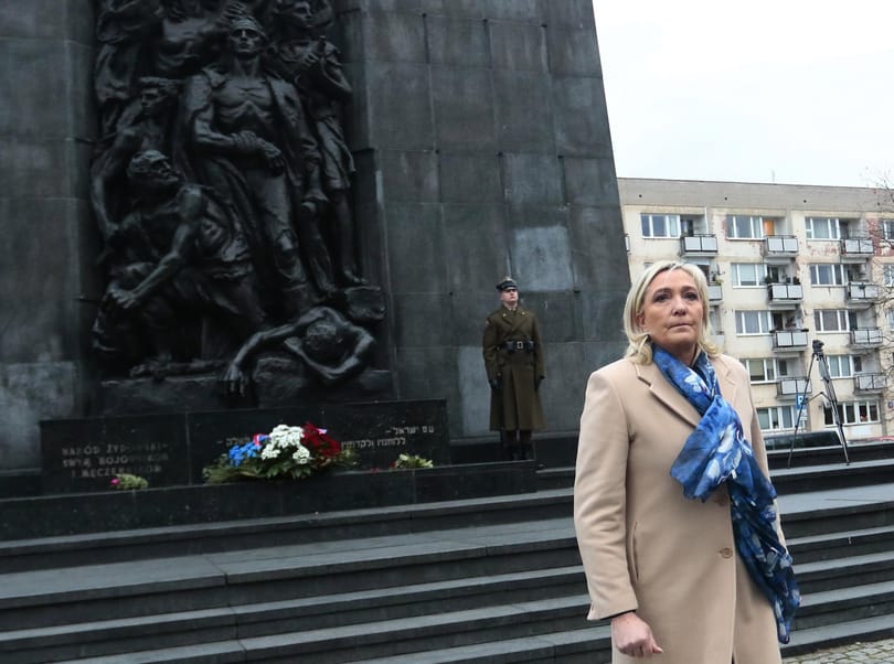 Fontos gesztust tett Varsóban Marine Le Pen