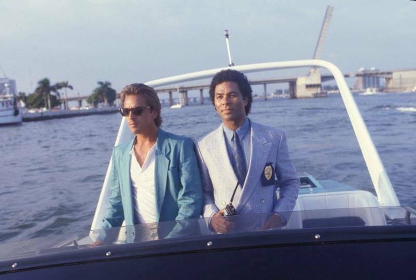 Kicsit erősnek tűnik 5,6 milliárd forint a Miami Vice szivar alakú motorcsónakjáért