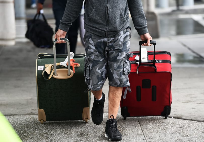 Egymásnak ugrott a Wizz Air és az utasait bírságoló cég