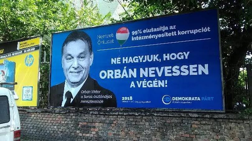 Újabb ellenzéki plakátok kerültek ki Budapesten - és már meg is tépték őket