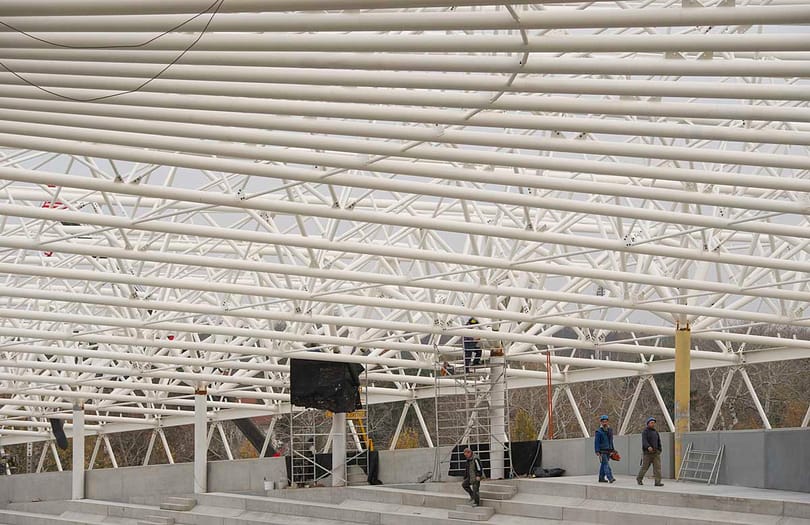 Magyar siker: a debreceni stadion nem bírt az esővel, az öltözőkig tört be a víz