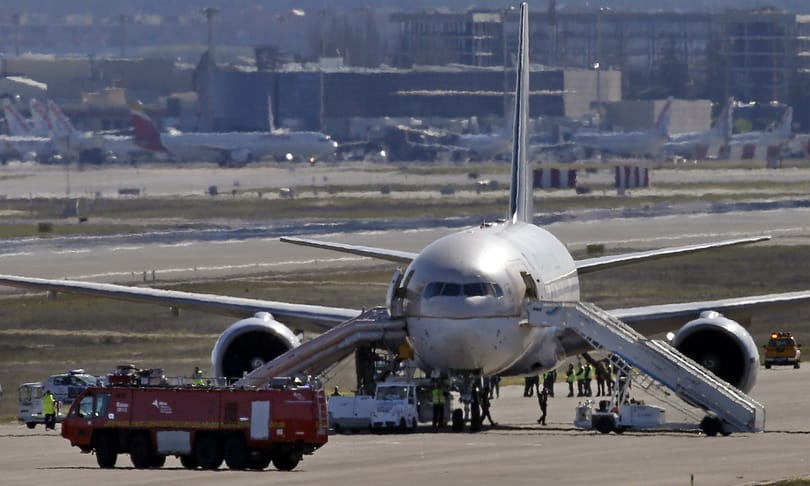 Riadókészültség Madridban: drámai bombafenyegetést kapott egy pilóta