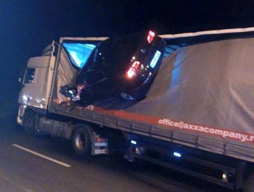 Videó: Az év legelképesztőbb balesete történt Nagyszebennél