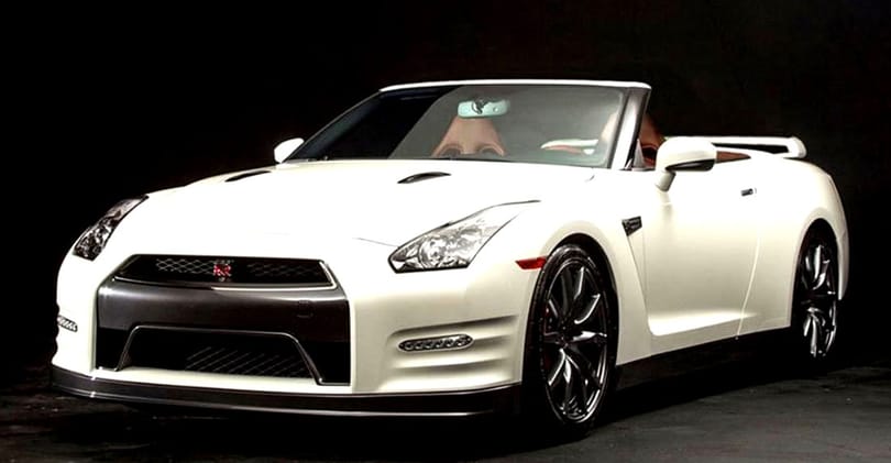 Levágták a Nissan kultautójának tetejét