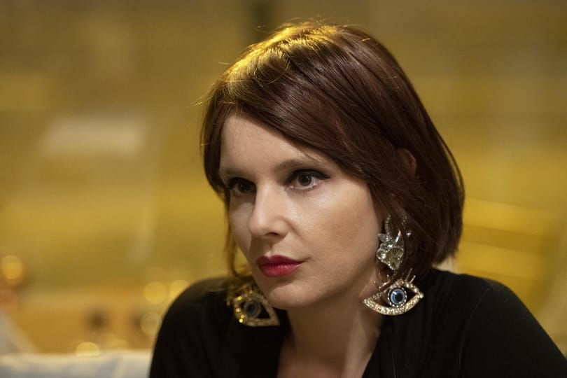 Karafiáth Orsolya: „Nem lehetek ennyi emberbe szerelmes” 