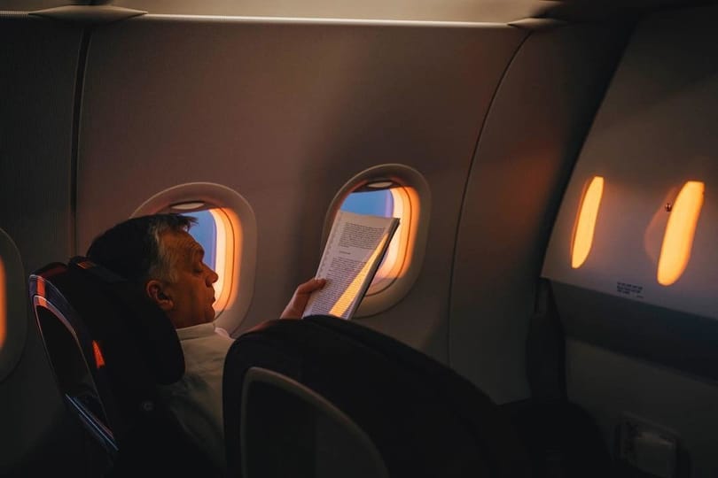 Rejtély, mennyiért utazott külföldre Orbán Viktor, öt évig a szállásáért fizetett összegek is titokban maradnak