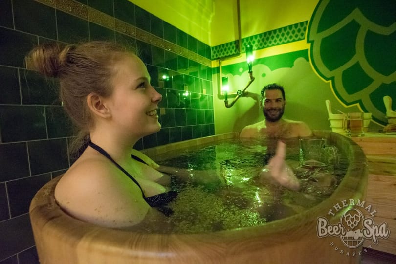 Mostantól itthon is lubickolhat a sörben: BeerSpa nyílt a Széchenyiben