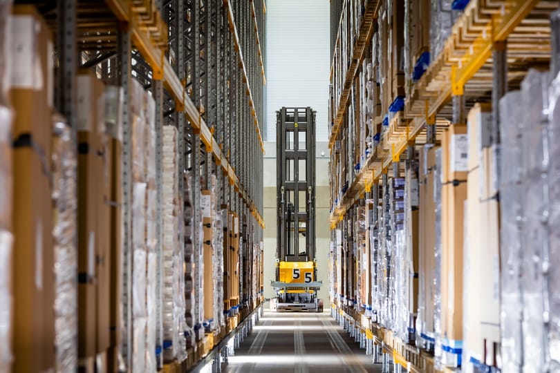 Önvezető járművek, teljes automatizáció és robotok: ez a jelen