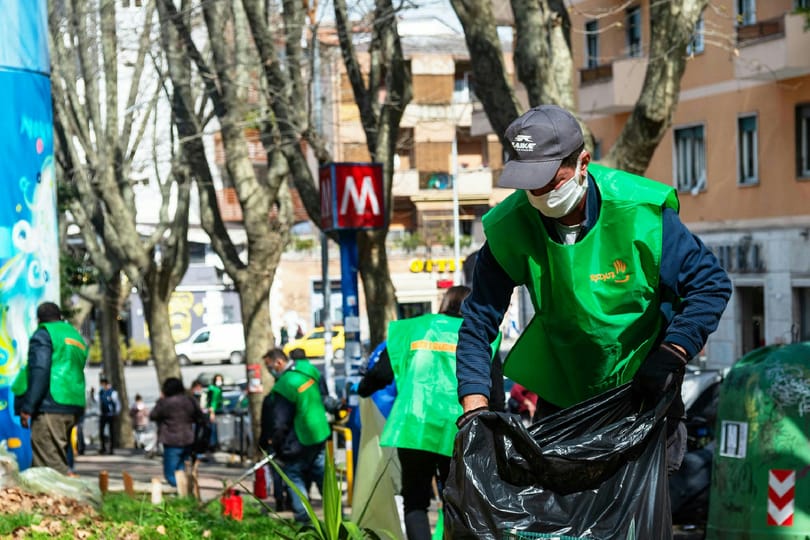 Nem hitték el neki, micsoda üzlet hajléktalanokat alkalmazni. Fogadott, és nyert