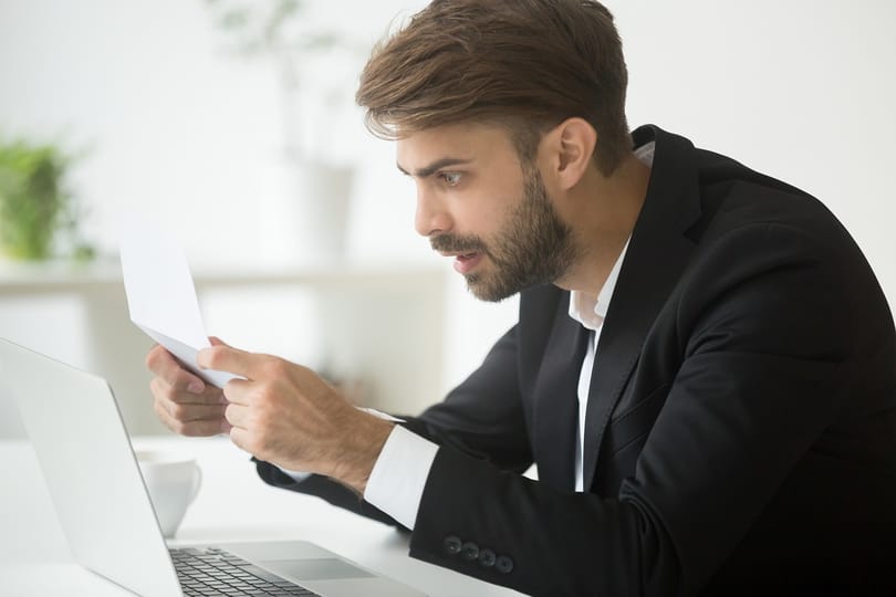 Csak párja halála után tudta meg, hogy tőzsdézett? Így juthat hozzá a részvényeihez