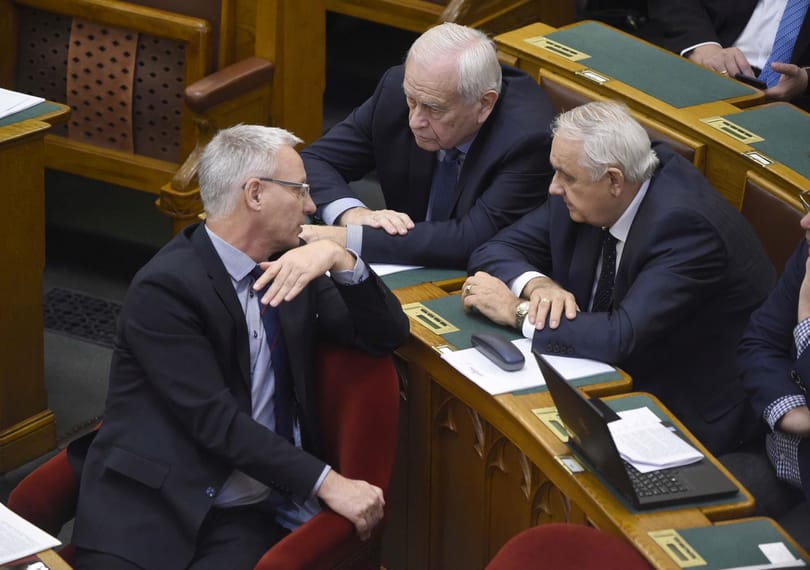 Kultúra, csapatépítés, tanácsadás: a Fidesznél is többet költött a hetedakkora KDNP-frakció