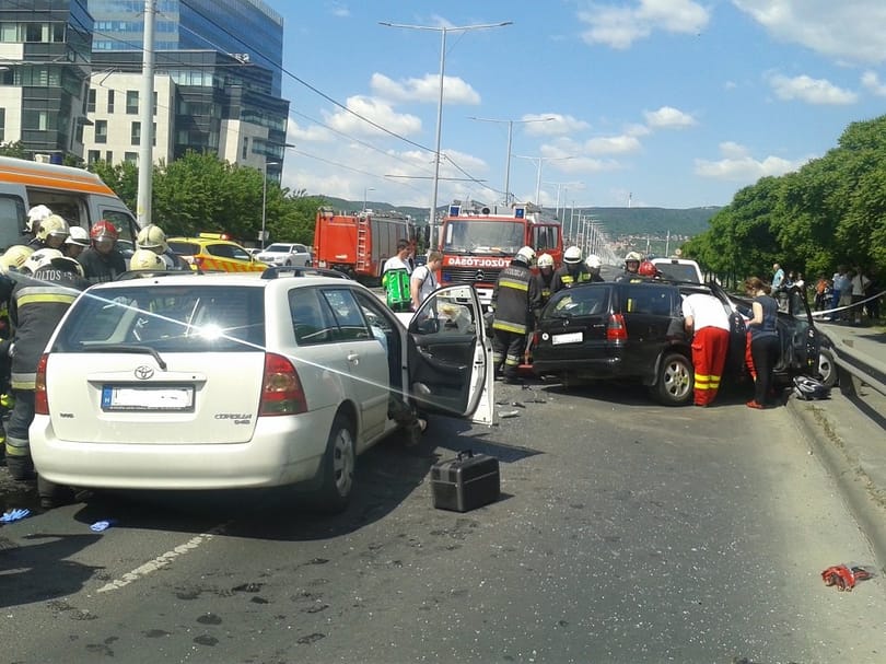 Baleset miatt egy szakaszon nem jár az 1-es villamos