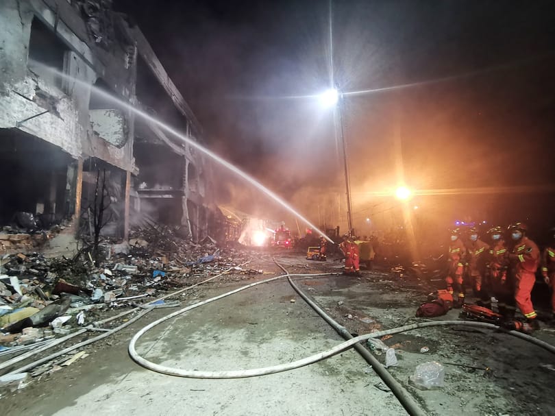 Felrobbant egy kamion Kínában, 18 halott 189 sérült
