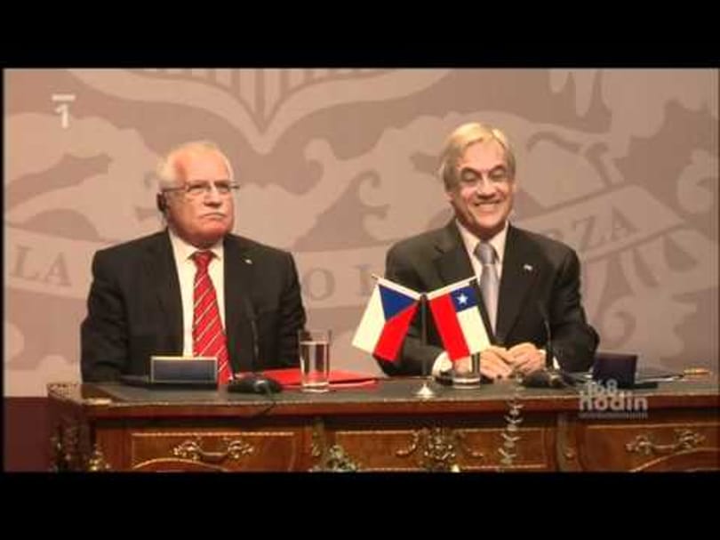 Videó: így tette zsebre a töltőtollat a cseh államfő