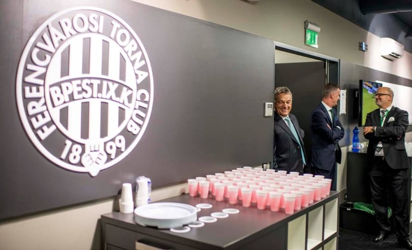 Orbán a stadionavatón: fotók a kulisszák mögül – galéria