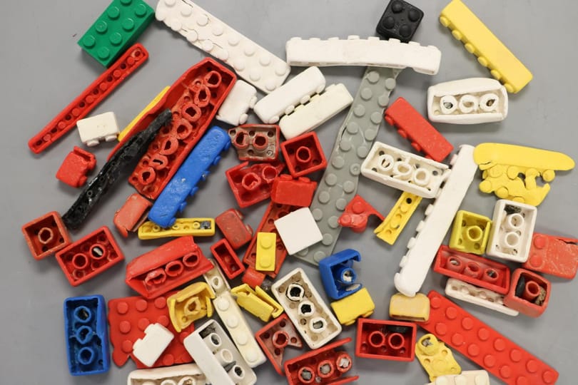 Két évig volt egy Lego-darab egy kisfiú orrában, mire kijött onnan