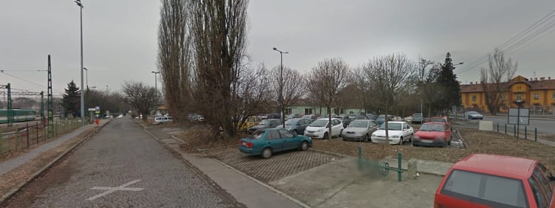 Most már bőven van hely a cinkotai HÉV-állomás mellett átépített parkolóban