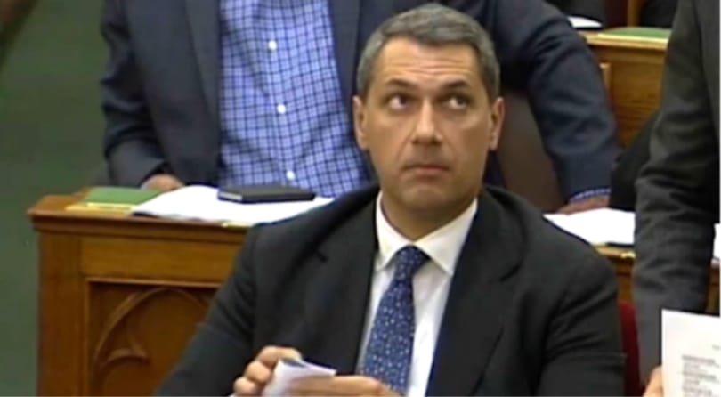 Lázár szerint nem kéne kicseszni a Népszabadság újságíróival