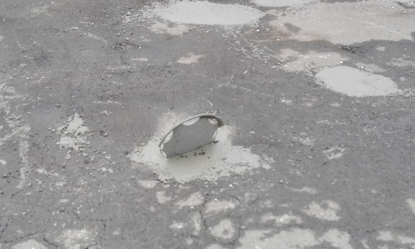 Kitört az ülés egy budapesti járaton, mikor kátyúba hajtott a busz
