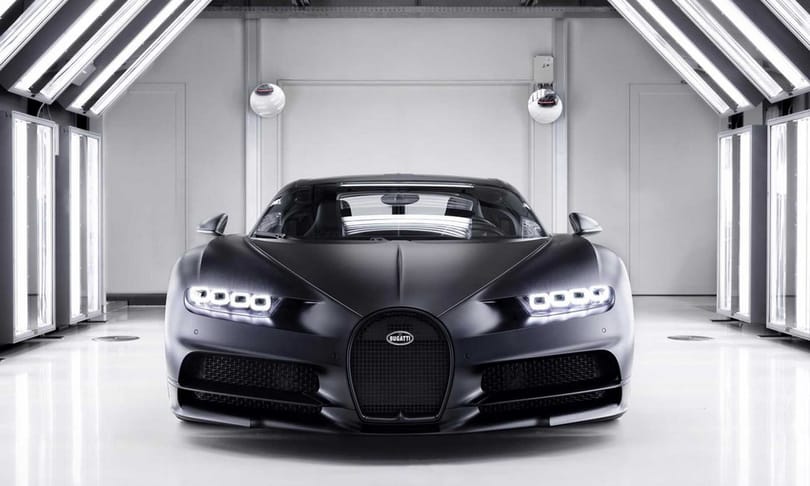 Vészjóslóan fekete a legújabb, 1600 lóerős Bugatti Chiron