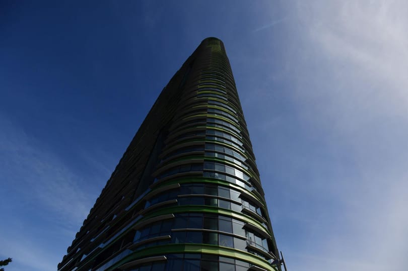 Hibás betonfal miatt kezdett repedni a frissen épült sydney-i toronyház