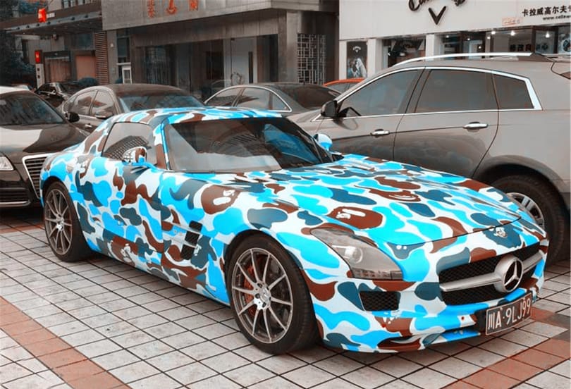Szezonja van a bizarr festésű luxussportkocsiknak – fotók