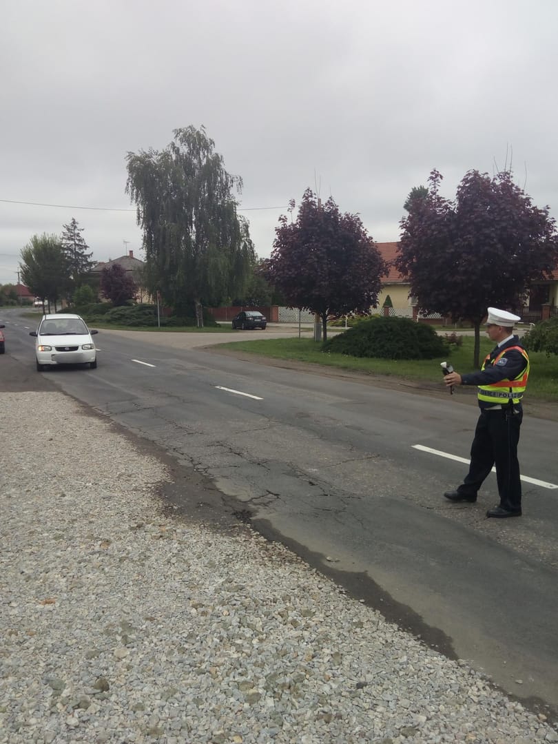 Finn módszerrel ellenőriztek a rendőrök