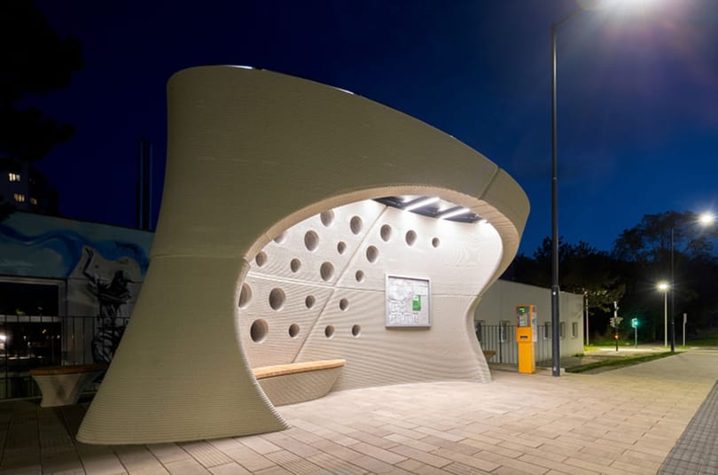 Kinyomtattak egy komplett buszmegállót Szlovákiában – mutatjuk