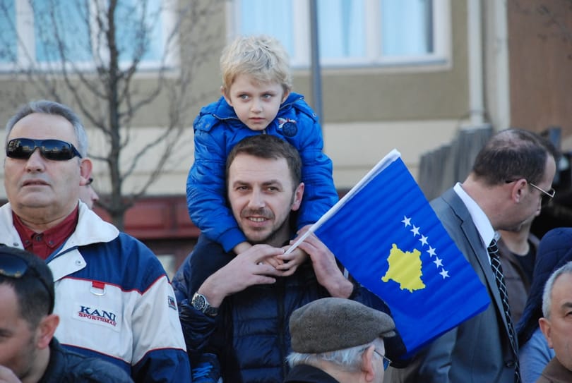 Szerbia nagy megbékélést ígért Koszovóval, most mégis miatta ostorozza Macedóniát