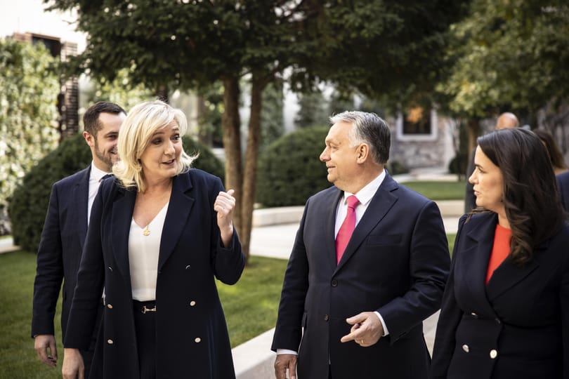 A találkozó, amitől mindenki előnyt remélt – megmozgatta a sajtót Le Pen budapesti látogatása