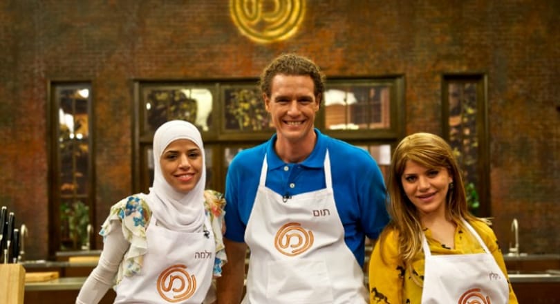 Bemegy a zsidó, a német és az arab a konyhába