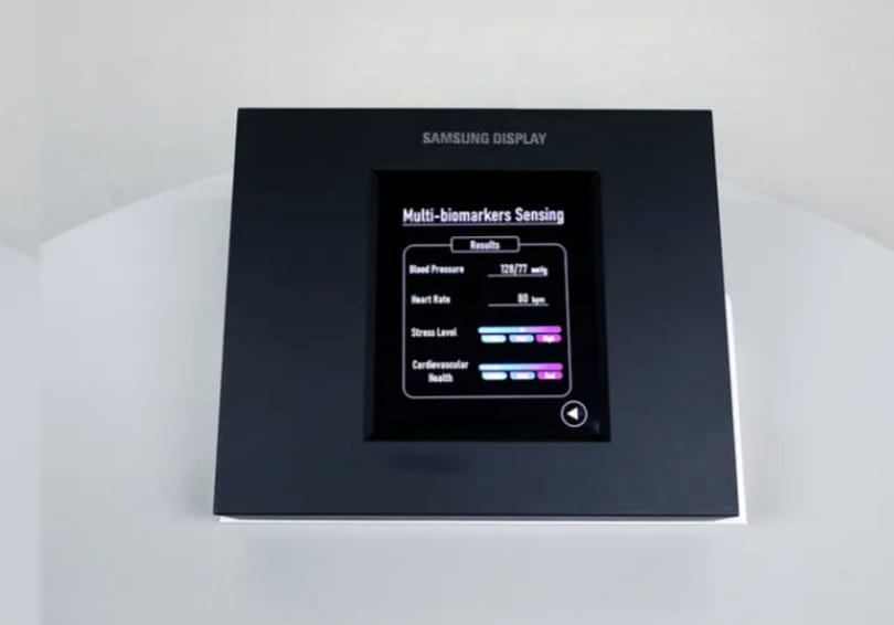 Egyetlen érintéssel megméri a vérnyomást a Samsung új kijelzője