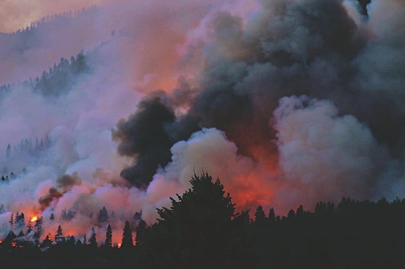 Bozóttűz tombol Coloradóban, ezreket kell evakuálni