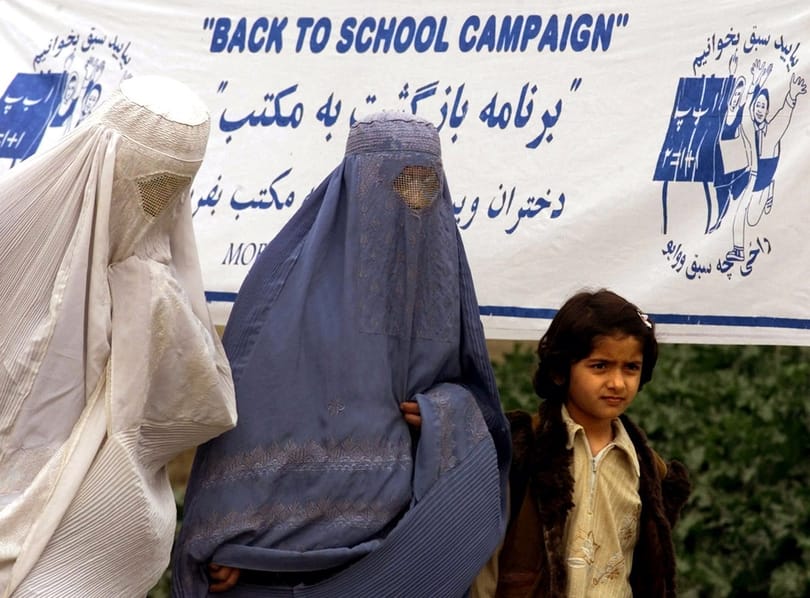A burka betiltása mellett szavaztak a svájci törvényhozók