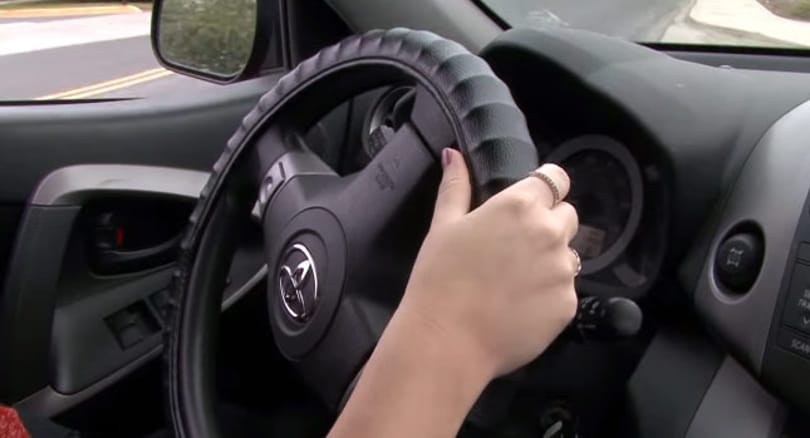 Olcsóbb lesz a temetés, ha leadják a jogosítványt