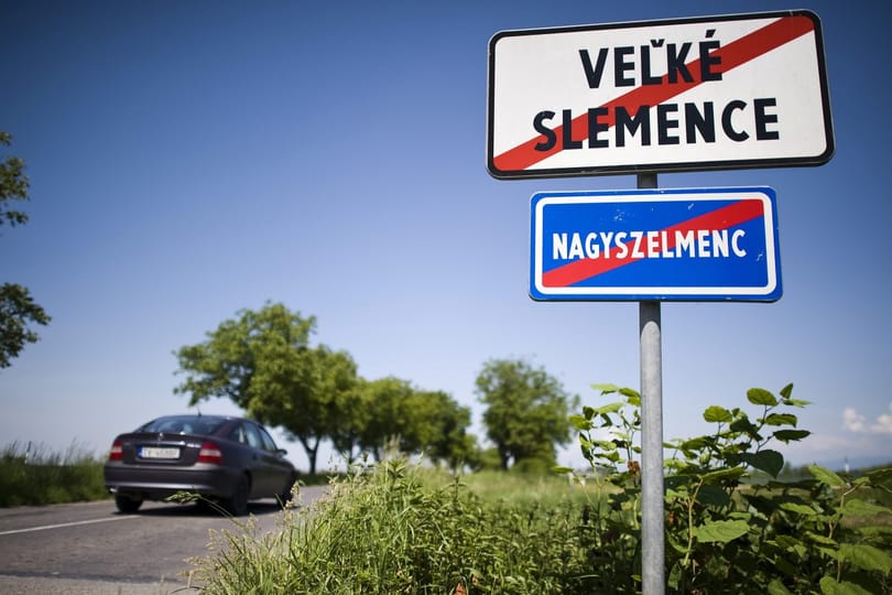 Nem lesz több baj a szlovákiai magyar helységnevekkel