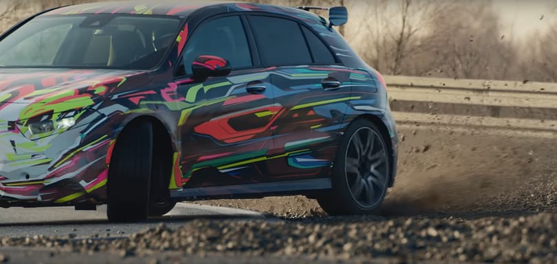 Az új AMG A45 a Mercedes karácsonyi ajándéka - videó