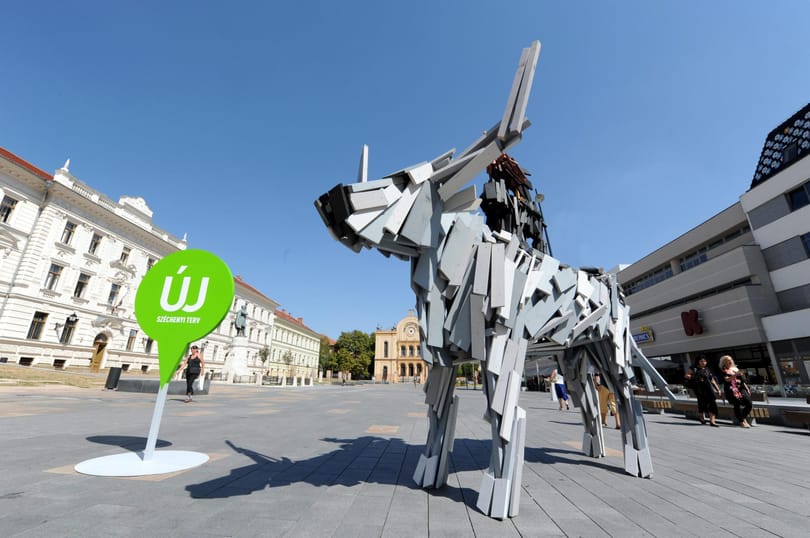 Kormányközeli cégeknek parkoltatják az uniós pénzeket?