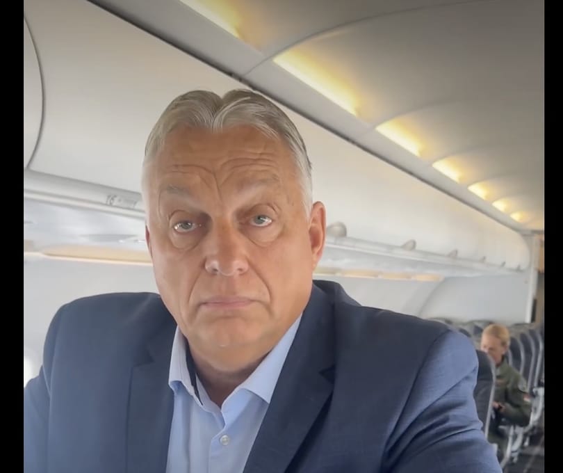 Lökdösődést, csihi-puhit vár Orbán Strasbourgban