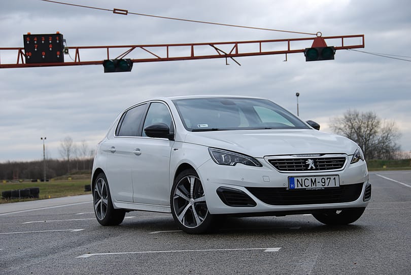 Peugeot 308 GT-teszt: ha apa beindul