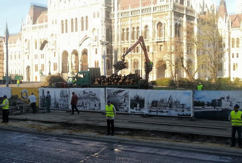Kossuth téri fakivágás: ügyészséghez fordul az Együtt-PM