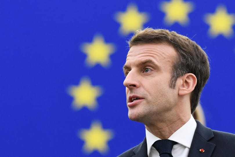 A francia államfő közvetít az ukrán válságban