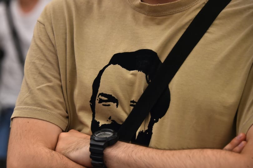 9 millióért állítják fel Bud Spencer józsefvárosi szobrát