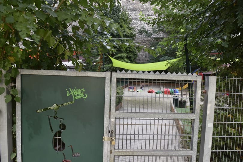 Az önkormányzat kisajátítaná a Bástya utcai telket, hogy az óvodásoké maradhasson