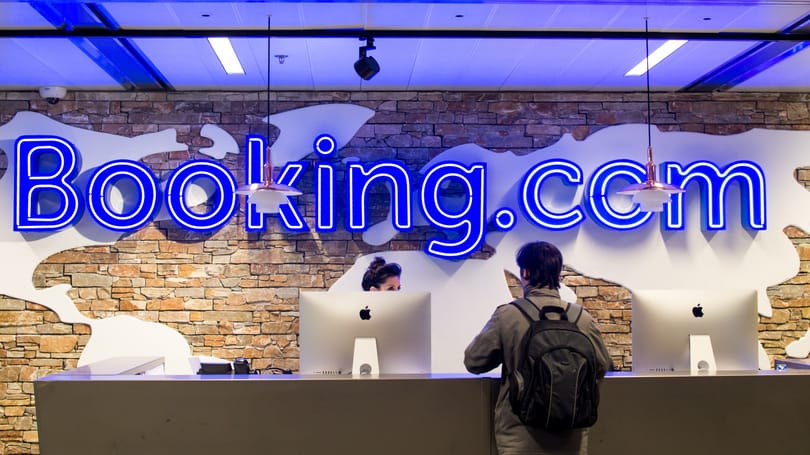 Razziázott a Booking.com magyar irodájában a GVH