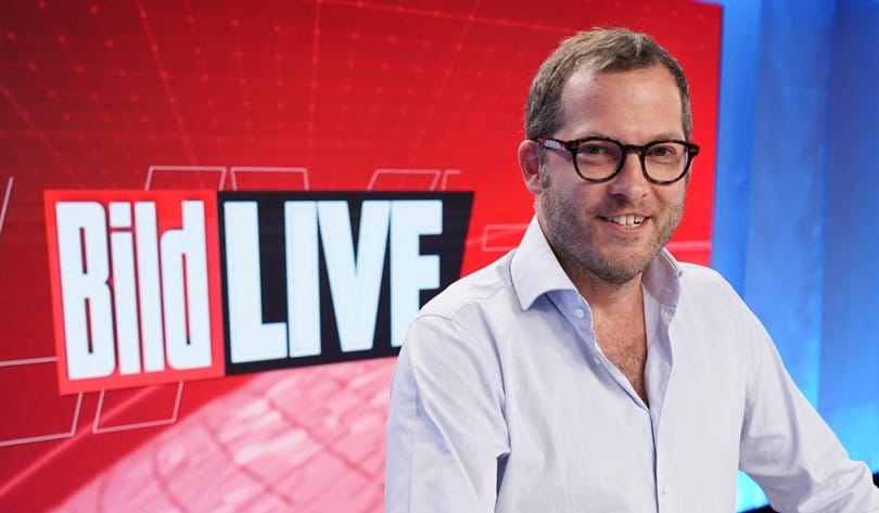 „Aki lefekszik a főnökkel, az jobb pozíciót kap” – kirúgták a Bild főszerkesztőjét