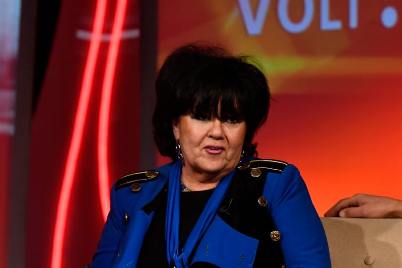 Dolly bejelentette: visszavonul