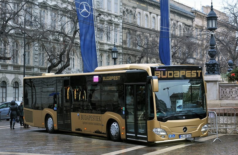 Vitézy: eltűnnek Budapestről a kohószökevény buszok