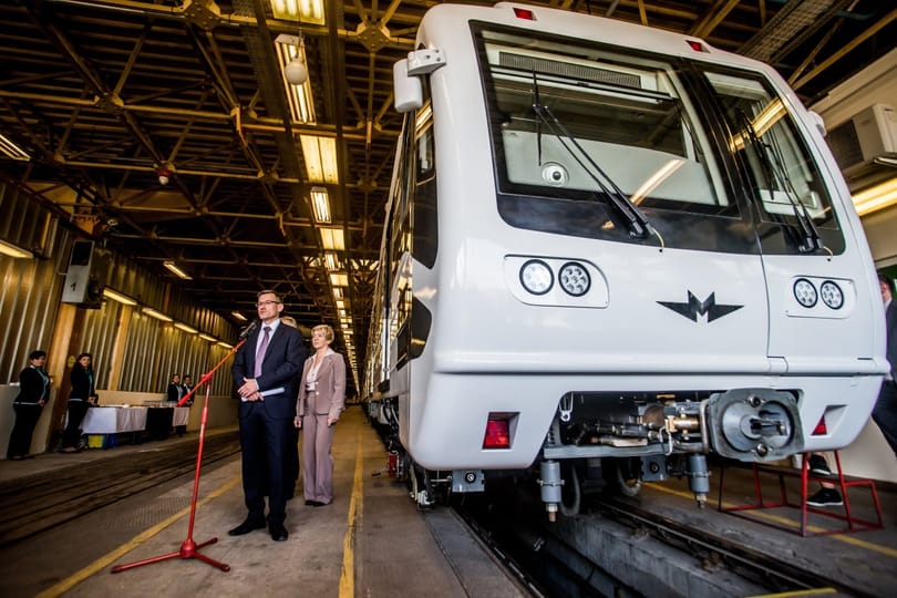 Odavannak a felújított orosz metrókocsikért a szakszervezetnél